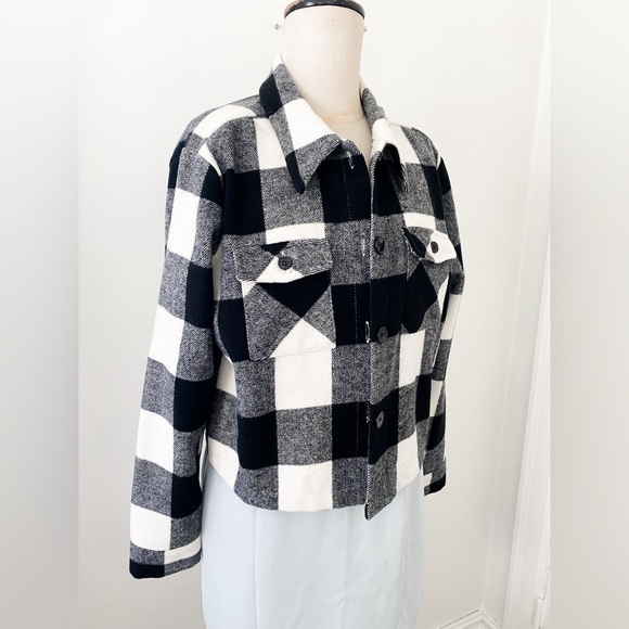 Cleo C by One Black and White Plaid Shacket Jacket, Size Medium - Picture 2 of 5